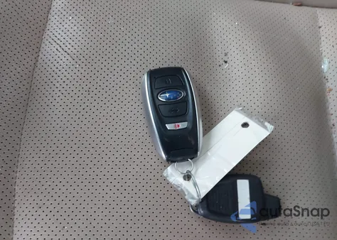 2016 Subaru Legacy 3.6R Limited z USA, uszkodzony, nr VIN 4S3BNEN6XG3025081